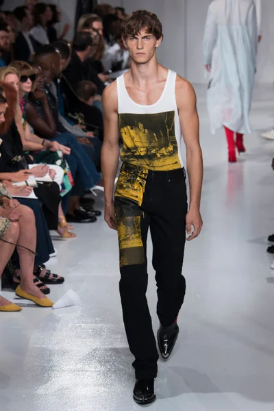 Look 21
